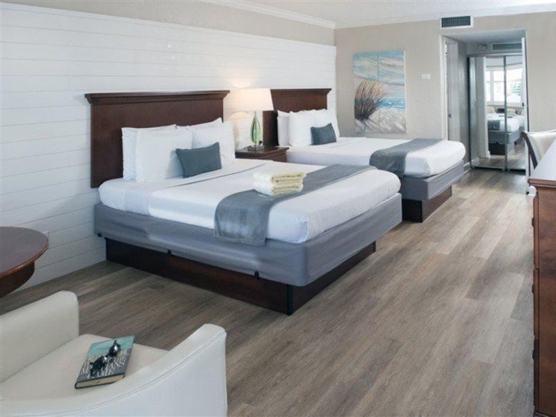 Thunderbird Beach Resort Treasure Island Eksteriør billede