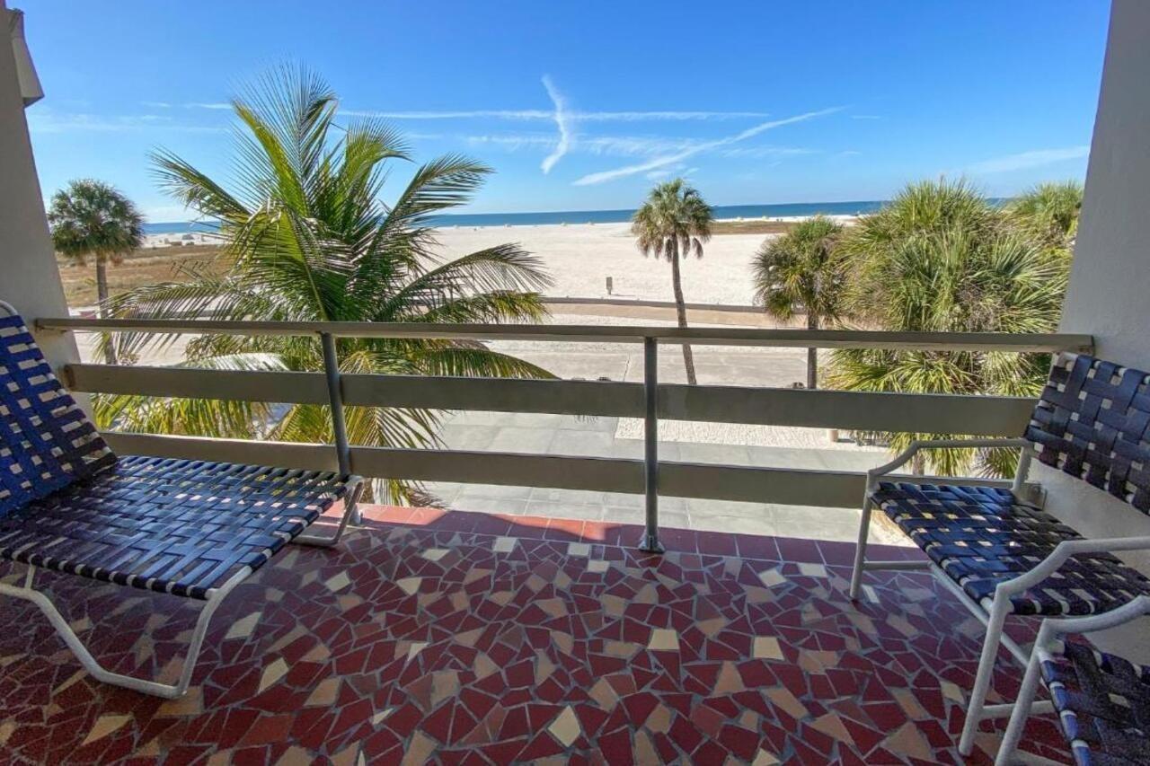 Thunderbird Beach Resort Treasure Island Eksteriør billede