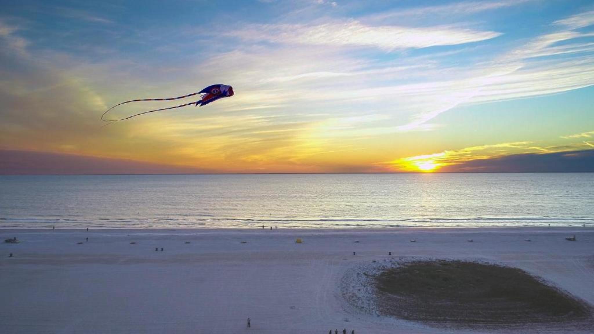 Thunderbird Beach Resort Treasure Island Eksteriør billede