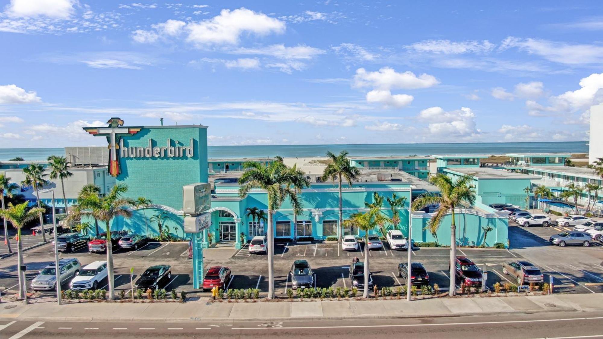 Thunderbird Beach Resort Treasure Island Eksteriør billede