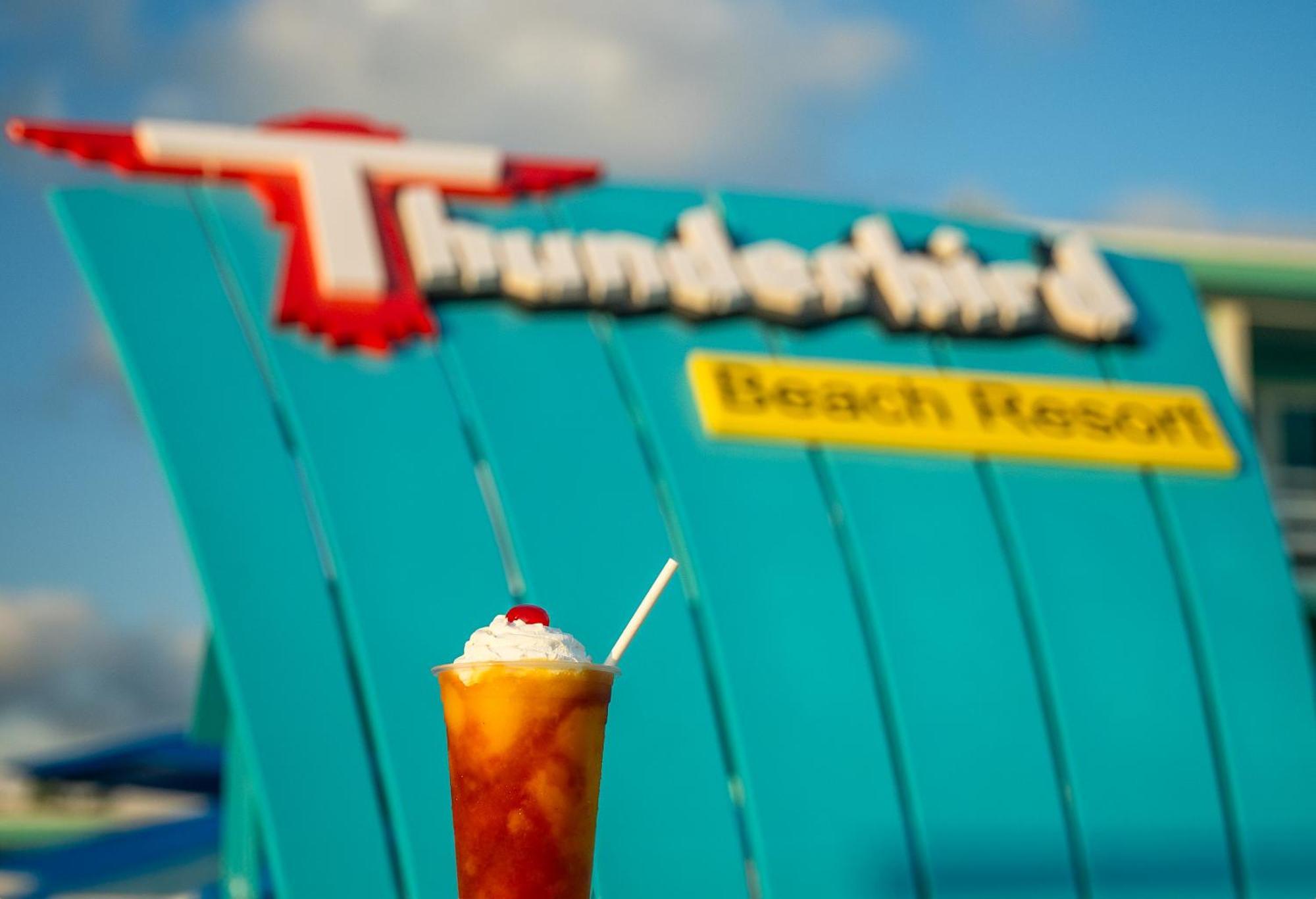 Thunderbird Beach Resort Treasure Island Eksteriør billede